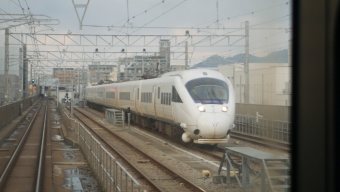 JR九州885系電車 クロハ884形(Thsc) 鉄道フォト・写真 by 一般人よりは電車好きな人さん 博多駅 (JR)：2023年01月27日16時ごろ