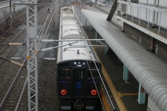 JR九州 クハ821形 クハ821-10 鉄道フォト・写真 by 一般人よりは電車好きな人さん 九州工大前駅：2023年02月18日15時ごろ