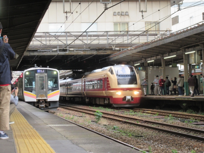 JR東日本E653系電車 鉄道フォト・写真 by Massaさん 長岡駅：2022年11月06日13時ごろ