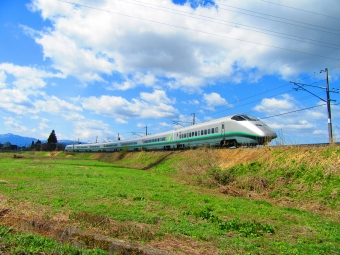 JR東日本 E322形(M2c) つばさ(新幹線) E322-2005 鉄道フォト・写真 by Massaさん 米沢駅：2023年04月23日09時ごろ