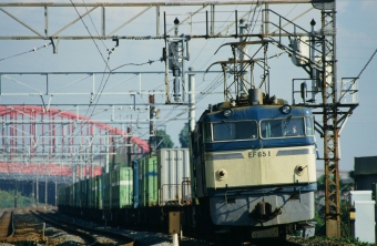 国鉄EF65形電気機関車 EF651 鉄道フォト・写真 by amiさん 山崎駅 (京都府)：2024年07月21日19時ごろ