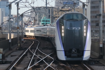 JR東日本E353系電車 かいじ(特急) 鉄道フォト・写真 by ちゅ〜ぶさん 東京駅 (JR)：2023年07月22日17時ごろ