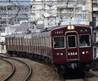 阪急電鉄 3324 鉄道フォト・写真 by HK8332Fさん 西京極駅：2022年07月09日16時ごろ