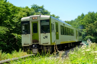 JR東日本 キハ111形 キハ111-109 鉄道フォト・写真 by tchsさん 野辺山駅：2022年07月31日10時ごろ