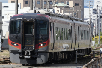 JR四国 2651 (2600系) 車両ガイド | レイルラボ(RailLab)