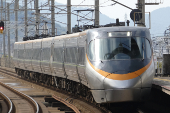 JR四国 8504 (8000系) 車両ガイド | レイルラボ(RailLab)