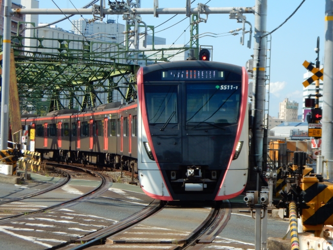 鉄道フォト・写真：東京都交通局5500形電車 5511-1 北品川駅 鉄道フォト・写真 by Akaiさん - 撮影日 2024/04/07 14:46