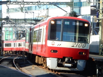 京急電鉄 京急デハ2100形(Muc) 2117 鉄道フォト・写真 by Akaiさん 北品川駅：2024年04月07日15時ごろ