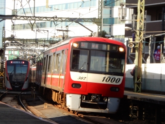 京急電鉄 京急デハ1000形(Muc) 1307 鉄道フォト・写真 by Akaiさん 北品川駅：2024年04月07日15時ごろ