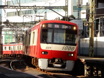 京急電鉄 京急デハ1000形(Muc) 1225 鉄道フォト・写真 by Akaiさん 北品川駅：2024年04月07日15時ごろ