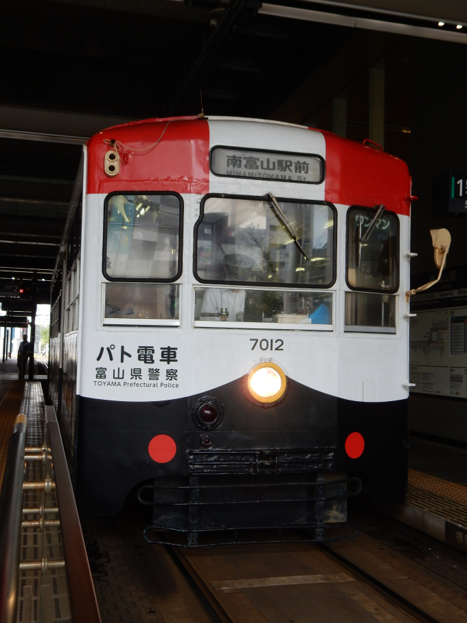 富山地方鉄道 7012 (富山地鉄7000形) 車両ガイド | レイルラボ(RailLab)
