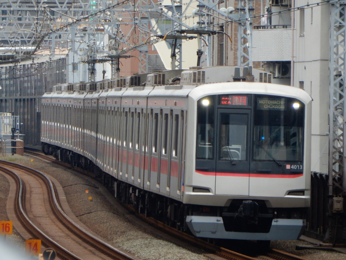 東急電鉄 4013 (東急5000系) 車両ガイド | レイルラボ(RailLab)