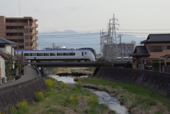 JR東日本E353系電車 鉄道フォト・写真 by Tetsuotaさん 甲府駅：2022年04月07日16時ごろ