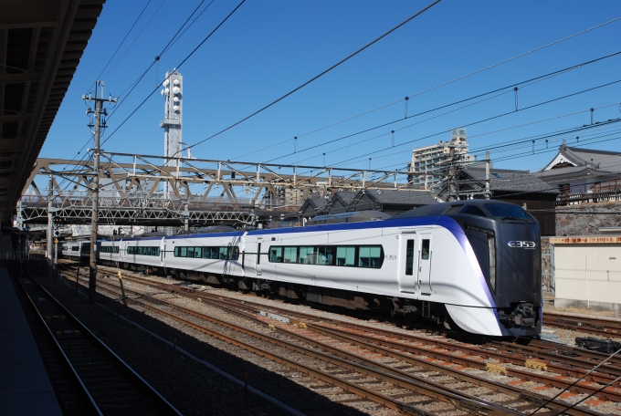 鉄道フォト・写真：JR東日本E353系電車 あずさ クハE353-14 甲府駅 鉄道フォト・写真 by Tetsuotaさん - 撮影日 2024/02/28 10:21