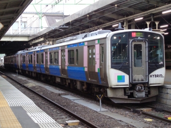 JR東日本HB-E210系気動車 HB-E212-8 鉄道フォト・写真 by kuro鉄道チャンネルさん 仙台駅 (JR)：2024年03月30日17時ごろ