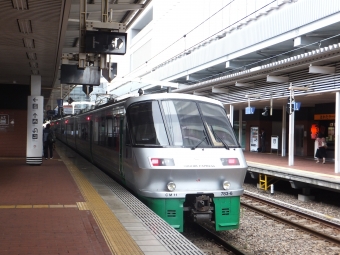 JR九州 783系 鉄道フォト・写真 by 鐵ぽっぽさん 博多駅 (JR)：2015年09月08日01時ごろ