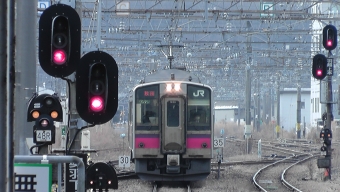 JR東日本 クモハ701形 クモハ701-33 鉄道フォト・写真 by Suicaさん 秋田駅：2024年02月10日09時ごろ