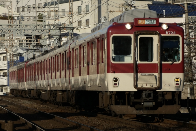 鉄道フォト・写真：近畿日本鉄道 近鉄8000系電車 8728 石切駅 鉄道フォト・写真 by とざまいさん - 撮影日 2024/01/05 16:06