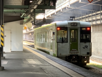 JR東日本キハ100・110系気動車 鉄道フォト・写真 by Futarorailさん 盛岡駅 (JR)：2023年08月06日11時ごろ