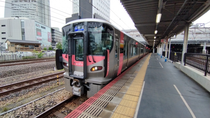 鉄道フォト・写真：JR西日本227系電車 Urara クモハ226-512 岡山駅 鉄道フォト・写真 by 長モト115さん - 撮影日 2024/05/12 11:44