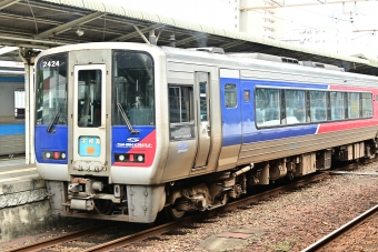 JR四国 宇和海(特急) 2424 鉄道フォト・写真 by 勝手きままさん 松山駅 (愛媛県)：2023年08月17日15時ごろ