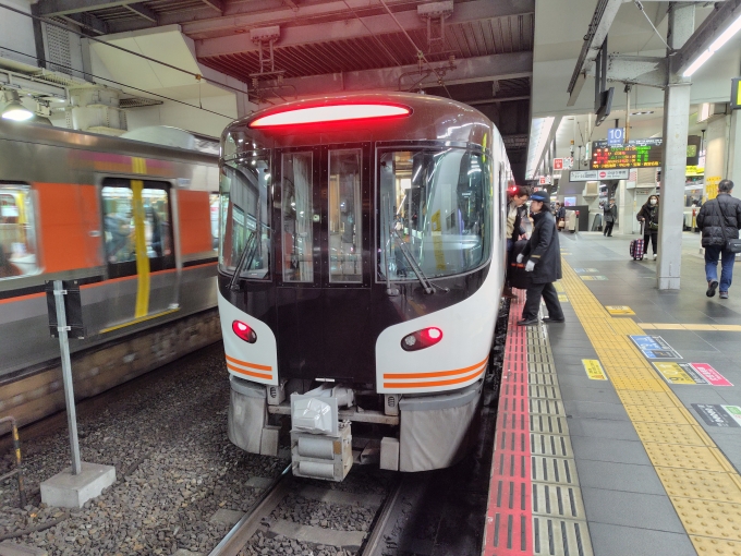 鉄道フォト・写真：JR西日本  ひだ 大阪駅 鉄道フォト・写真 by 勝手きままさん - 撮影日 2024/02/15 19:50