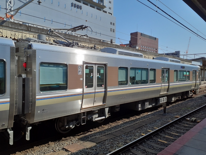 JR西日本 クモハ225形 クモハ225-129 鉄道フォト・写真 by トリテツノワグマさん 京都駅 (JR)：2023年03月30日09時ごろ