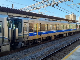 JR西日本 クハ222形 クハ222-1008 鉄道フォト・写真 by トリテツノワグマさん 南草津駅：2023年03月19日16時ごろ