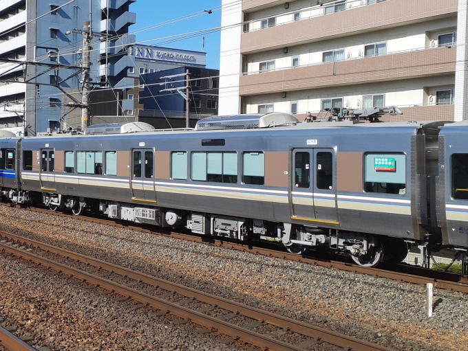 鉄道フォト・写真：JR西日本225系電車 モハ225-137 南草津駅 鉄道フォト・写真 by トリテツノワグマさん - 撮影日 2023/03/29 08:44