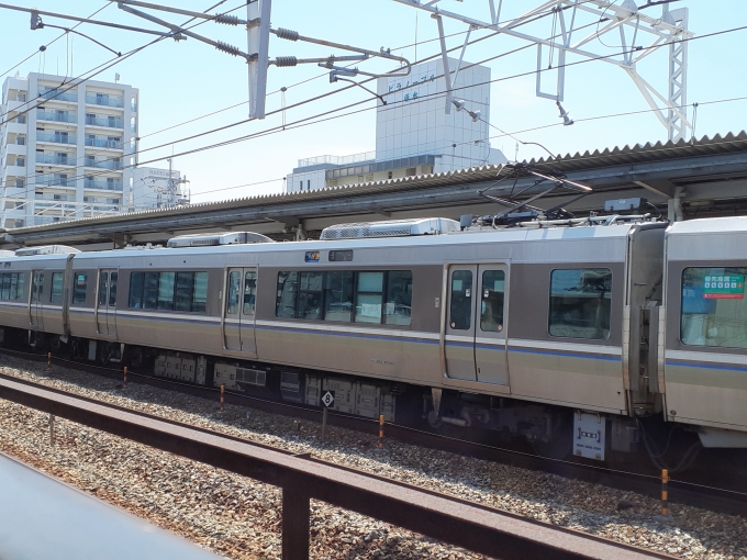 鉄道フォト・写真：JR西日本223系電車 モハ223-6039 山陽垂水駅 鉄道フォト・写真 by トリテツノワグマさん - 撮影日 2023/05/03 10:39