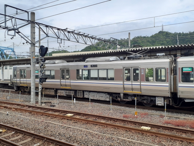 鉄道フォト・写真：JR西日本223系電車 クモハ223-1012 米原駅 (JR) 鉄道フォト・写真 by トリテツノワグマさん - 撮影日 2023/05/26 13:54