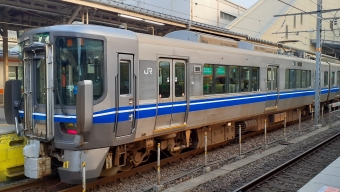 JR西日本 クハ520形 クハ520-1 鉄道フォト・写真 by トリテツノワグマさん 米原駅 (JR)：2022年03月25日06時ごろ