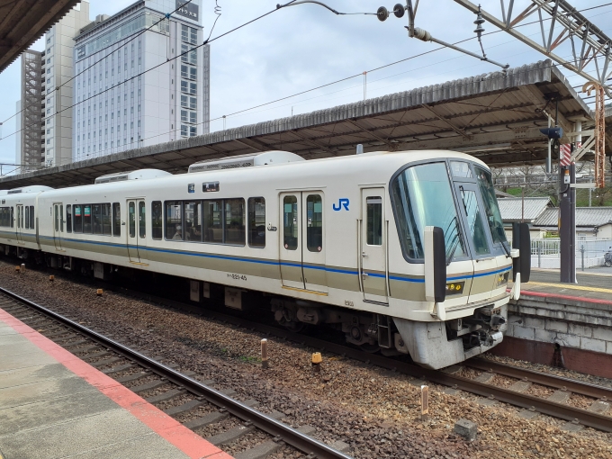 鉄道フォト・写真：JR西日本221系電車 クハ221-45 大津駅 鉄道フォト・写真 by トリテツノワグマさん - 撮影日 2023/03/24 15:44