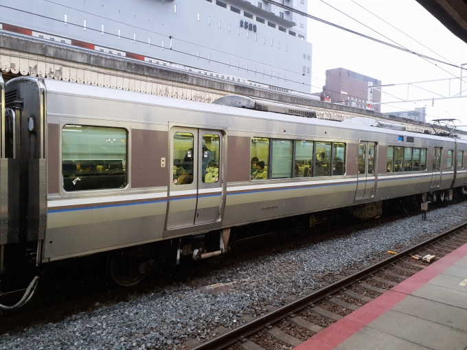 鉄道フォト・写真：JR西日本223系電車 サハ223-2210 京都駅 (JR) 鉄道フォト・写真 by トリテツノワグマさん - 撮影日 2024/01/24 17:06