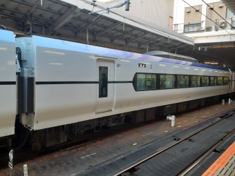 JR東日本 モハE352形 モハE352-508 鉄道フォト・写真 by トリテツノワグマさん 新宿駅 (JR)：2023年12月23日11時ごろ