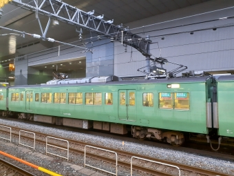 JR西日本 モハ117形 モハ117-320 鉄道フォト・写真 by トリテツノワグマさん 京都駅 (JR)：2022年11月20日16時ごろ