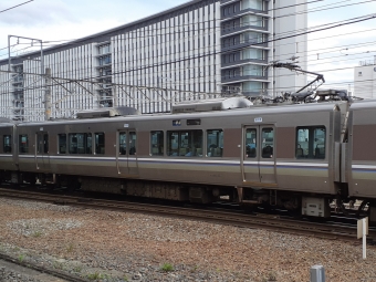 JR西日本 モハ225形 モハ225-310 鉄道フォト・写真 by トリテツノワグマさん 京都駅 (JR)：2022年06月15日16時ごろ
