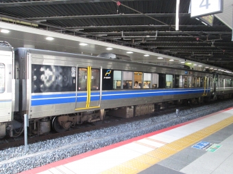 JR西日本 クハ222形 クハ222-1008 鉄道フォト・写真 by トリテツノワグマさん 新大阪駅 (JR)：2021年09月19日09時ごろ