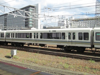 JR西日本 サハ221形 サハ221-6 鉄道フォト・写真 by トリテツノワグマさん 京都駅 (JR)：2021年08月06日16時ごろ