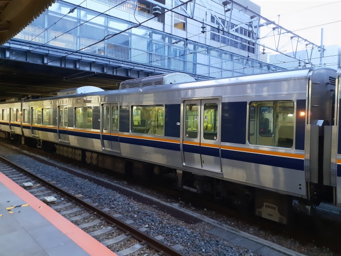 JR西日本 モハ320形 モハ320-58 鉄道フォト・写真 by トリテツノワグマさん 京都駅 (JR)：2024年03月16日06時ごろ
