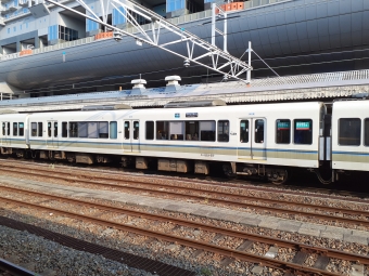 JR西日本 モハ221形 モハ221-57 鉄道フォト・写真 by トリテツノワグマさん 京都駅 (JR)：2024年03月16日07時ごろ