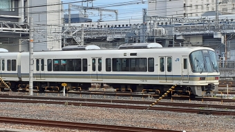 JR西日本 クハ221形 クハ221-10 鉄道フォト・写真 by トリテツノワグマさん 京都駅 (JR)：2021年06月11日17時ごろ