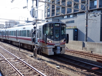 JR西日本 クモハ521形 クモハ521-112 鉄道フォト・写真 by 1700さん 金沢駅 (JR)：2021年11月06日12時ごろ