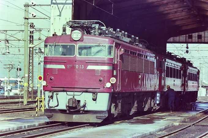 国鉄EF70形電気機関車 EF70-19 鉄道フォト・写真 by こやじじいさん 敦賀駅 (JR)：1984年10月30日22時ごろ