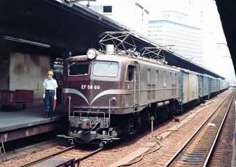 国鉄 鉄道フォト・写真 by こやじじいさん 大阪駅：1982/05/03 12:50