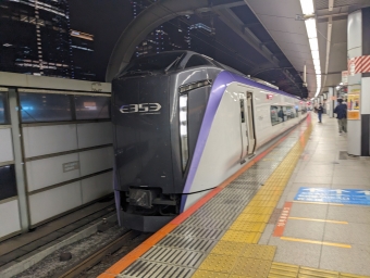JR東日本 クハE352形 かいじ クハE352-5 鉄道フォト・写真 by TPDさん 東京駅 (JR)：2023年09月23日19時ごろ