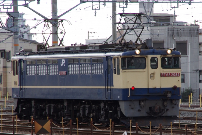 JR貨物 国鉄EF65形電気機関車 EF65 2084 鉄道フォト・写真 by 大阪のうららさん 千里丘駅：2023年12月20日14時ごろ