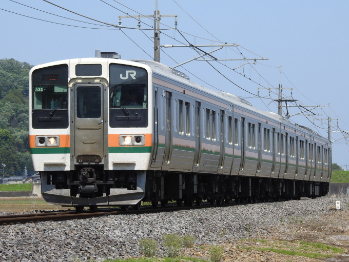 JR東日本 クハ210-3032 (211系) 車両ガイド | レイルラボ(RailLab)